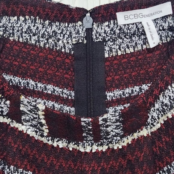 BCBGeneration Women's Size 4 Maroon Striped Jacquard Tweed High Rise Zip Shorts - Picture 5 of 10